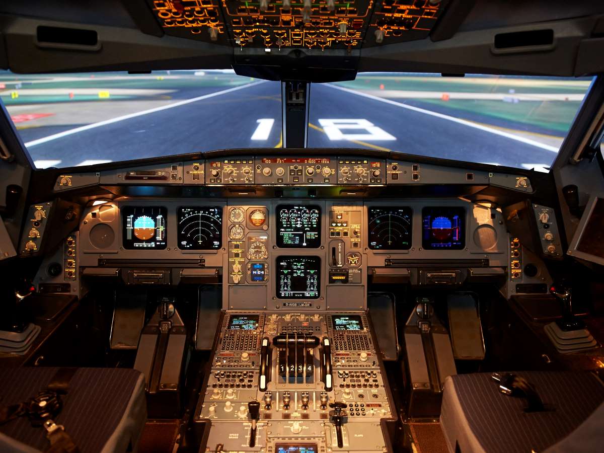 Lufthansa Aviation Training simulator interior