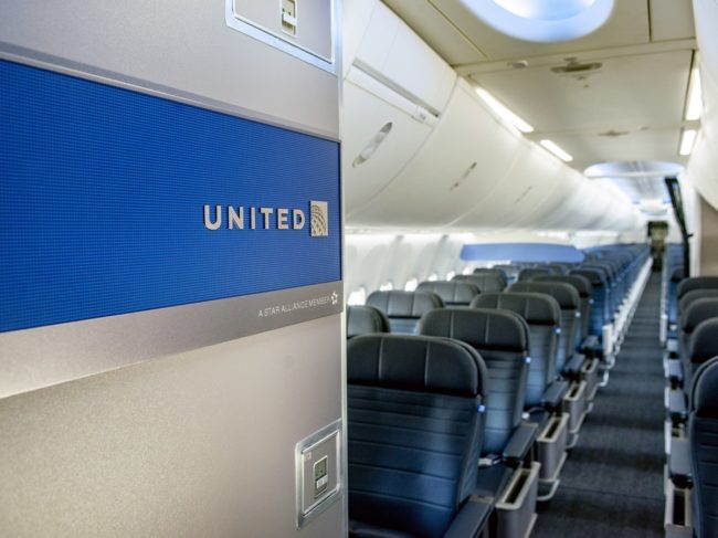 United Adds 270 Aircraft to Fleet, Creates More Jobs