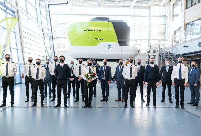 Ten Students Graduate airBaltic Pilot Academy