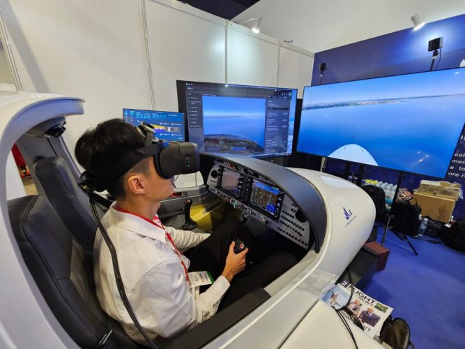 CAT Atul U-Wing Displays VR based Diamond 42 Simulator at Singapore Airshow (1).jpg