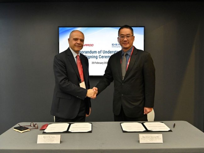 DSTA DCE(O) Mr Roy Chan and Managing Director of Leonardo's Electronic Division Marco De Fazio .JPG